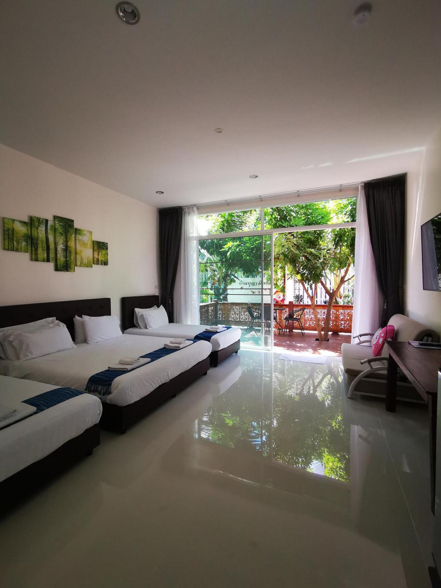 บุญเมืองน่าน Hotel Luaran gambar
